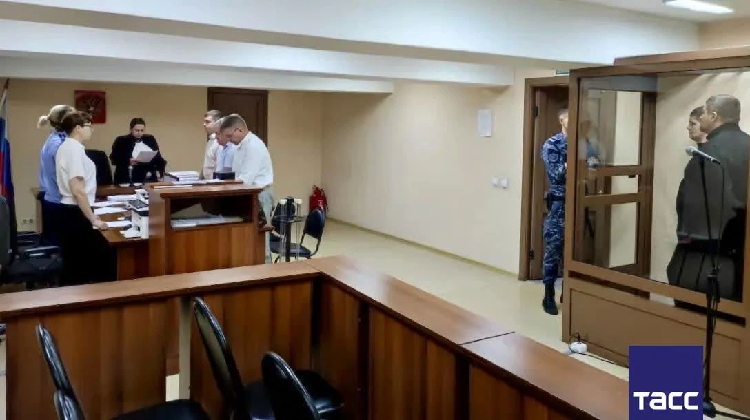 Суд в Прокопьевске начал рассмотрение дела о пожаре в сауне, где в январе погибли пятеро подростков