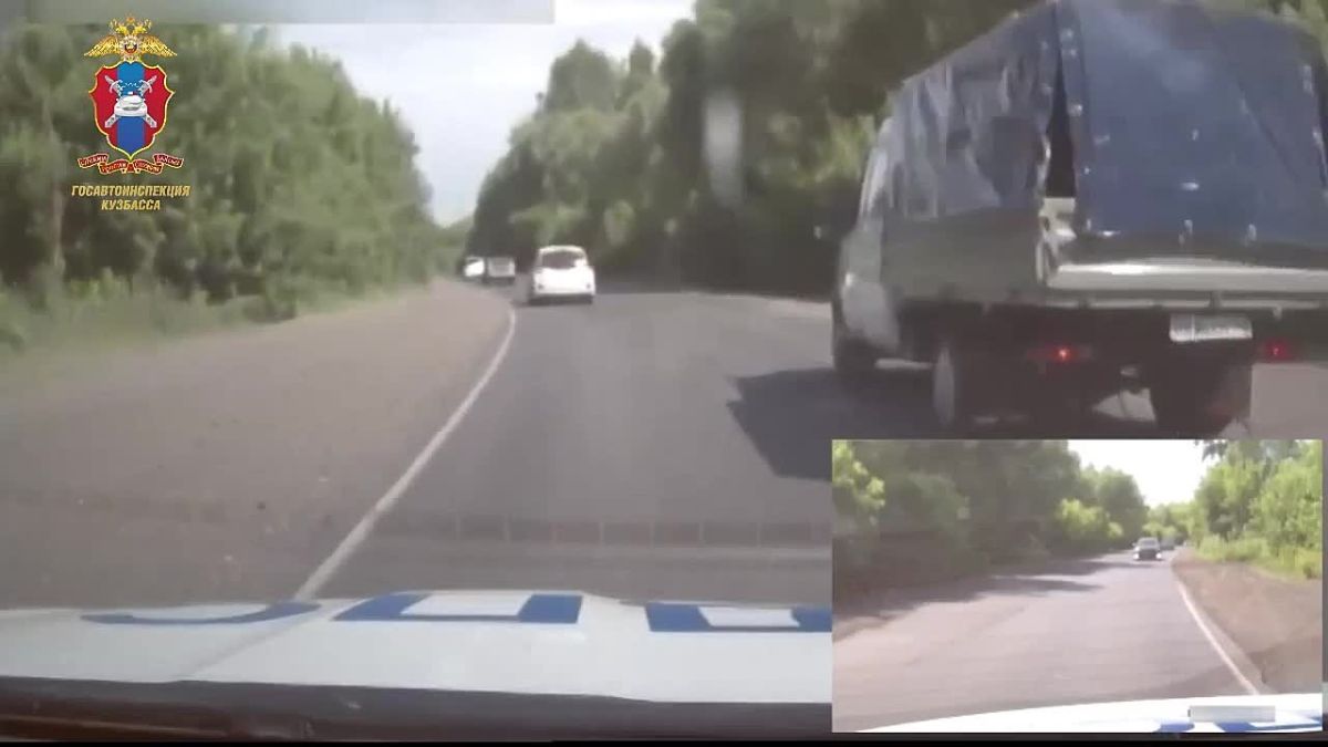 Сотрудники Госавтоинспекции Кузбасса помогли автомобилисту доставить в больницу супругу, нуждавшуюся в экстренной медицинской помощи