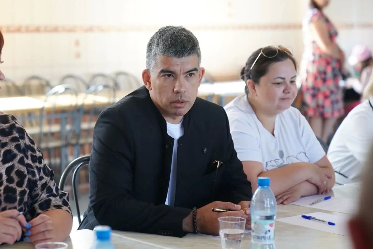 Дмитрий Анисимов: Провел встречу с жителями одной из территорий Заводского района – частного сектора Южного Дмитрий Анисимов: Провел встречу с жителями одной из территорий Заводского района – частного сектора Южного