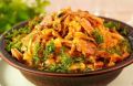 Приготовьте вкусный бигос: классика польской кухни с домашней колбасой и грибами