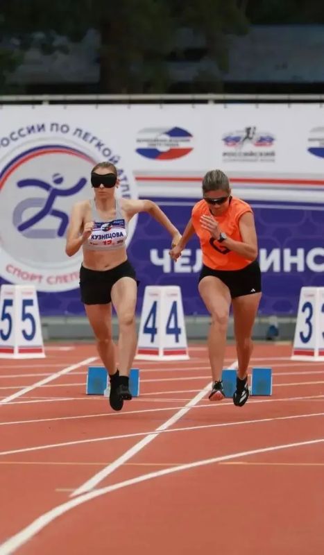 С 12 по 15 июля в Челябинске на стадионе имени Елены Елесиной прошёл чемпионат России по спорту слепых (дисциплина — лёгкая атлетика) С 12 по 15 июля в Челябинске на стадионе имени Елены Елесиной прошёл чемпионат России по спорту слепых (дисциплина — лёгкая атлетика)