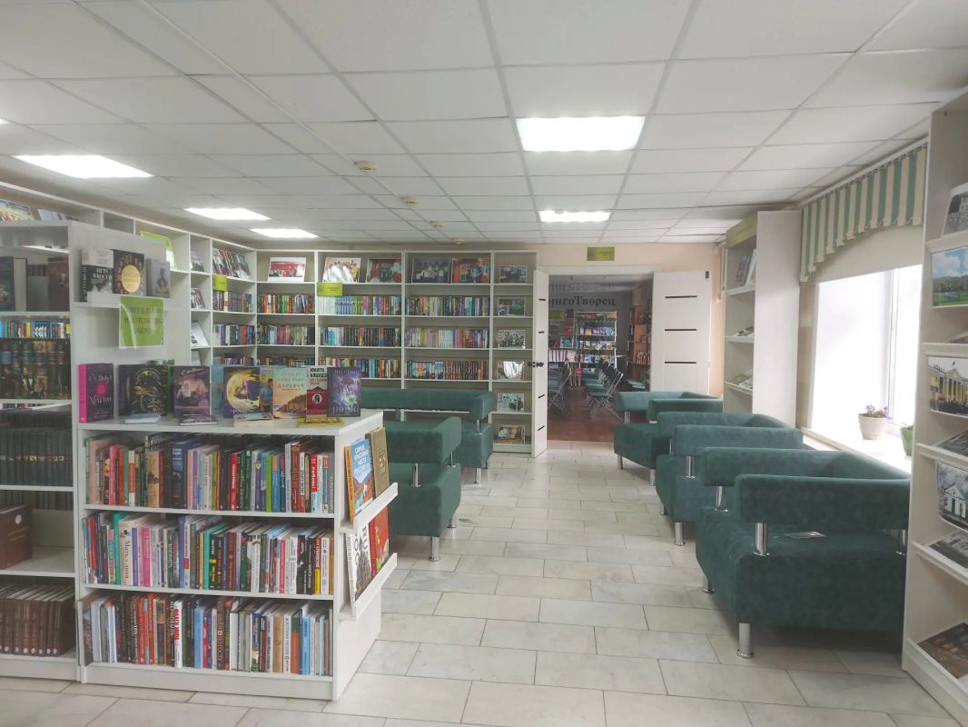 В Кузбассе по нацпроекту открылось обновленное творческое пространство «КнигоТворец» В Кузбассе по нацпроекту открылось обновленное творческое пространство «КнигоТворец»