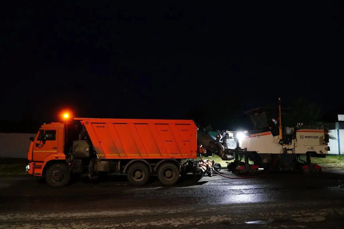 В Кемерове приступили к фрезерованию асфальта на участке улицы Сибиряков-Гвардейцев от Терешковой до Волгоградской В Кемерове приступили к фрезерованию асфальта на участке улицы Сибиряков-Гвардейцев от Терешковой до Волгоградской