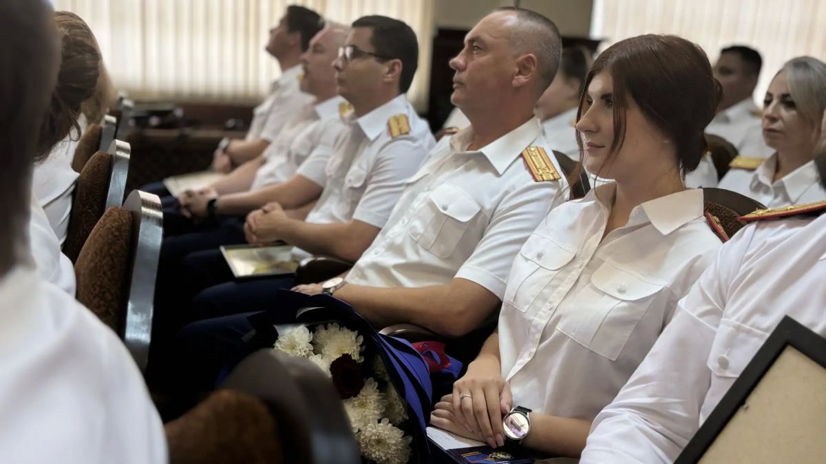 В региональном следственном управлении прошло торжественное мероприятие, посвященное профессиональному празднику В региональном следственном управлении прошло торжественное мероприятие, посвященное профессиональному празднику
