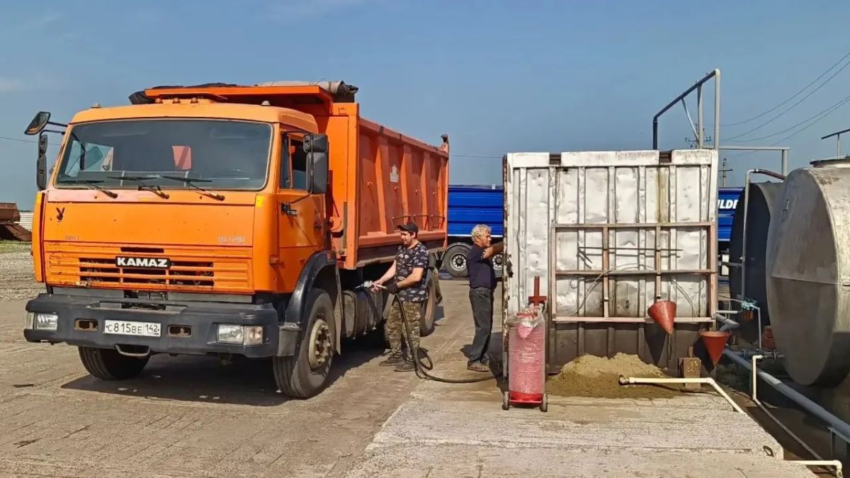 Агропромышленный комплекс — в числе приоритетных отраслей по обеспечению топливом Агропромышленный комплекс — в числе приоритетных отраслей по обеспечению топливом