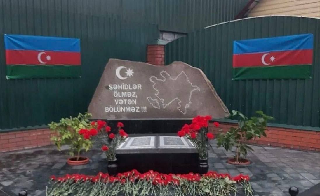 WarGonzo: В Кемеровской области будут судить трёх азербайджанских националистов за использование рабского труда WarGonzo: В Кемеровской области будут судить трёх азербайджанских националистов за использование рабского труда