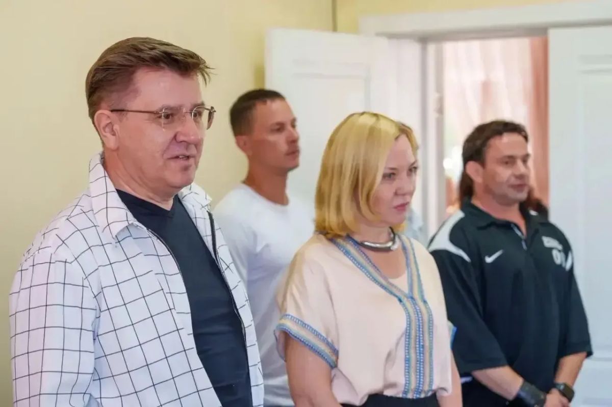 Молодые таланты Кузбасса. Депутаты Парламента Кузбасса проводят встречи с одаренными и активными детьми региона Молодые таланты Кузбасса. Депутаты Парламента Кузбасса проводят встречи с одаренными и активными детьми региона