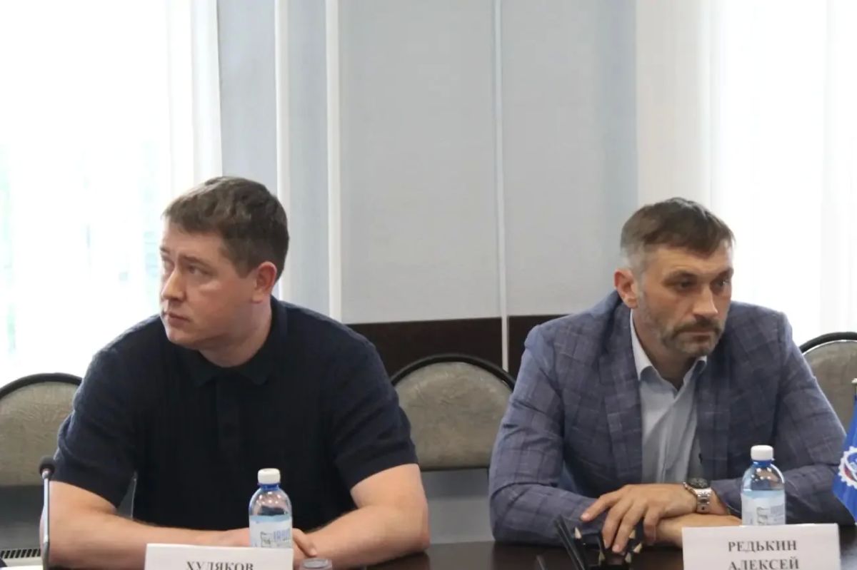 Депутаты Парламента Кузбасса приняли участие в заседании комитета Кузбасской торгово-промышленной палаты Депутаты Парламента Кузбасса приняли участие в заседании комитета Кузбасской торгово-промышленной палаты