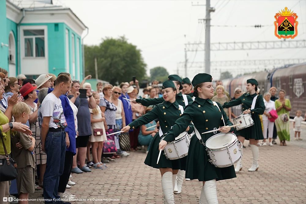 В Кемерово прибыл «Поезд Победы» В Кемерово прибыл «Поезд Победы»