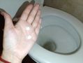 Как сделать унитаз сверкающим всего за пару шагов