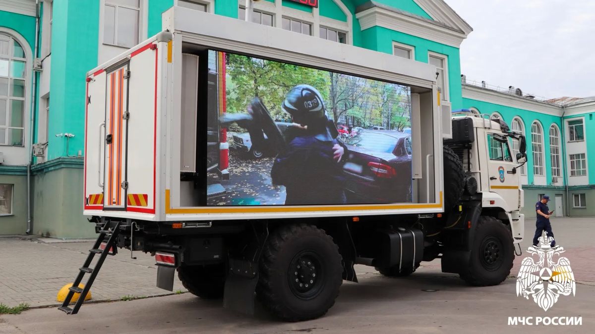 Молодёжный совет МЧС России посетил «Поезд Победы» в Кузбассе Молодёжный совет МЧС России посетил «Поезд Победы» в Кузбассе