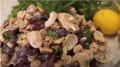 Тревожный салат за минуту: всего три ингредиента — это легко и вкусно!