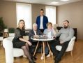 Знаете семейный бизнес, который держится всегда вместе? Дайте им эту новость!
