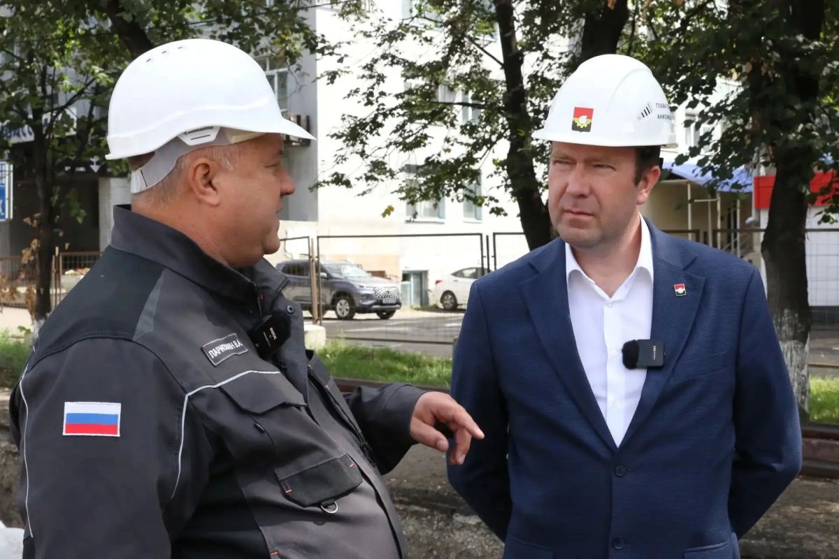 Дмитрий Анисимов: Обновляем ключевые участки теплосетей в Кемерове Дмитрий Анисимов: Обновляем ключевые участки теплосетей в Кемерове
