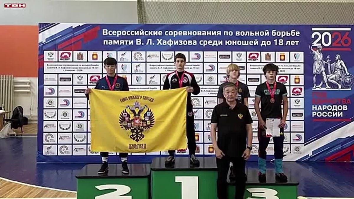 Медали борцов на турнире в Назарово