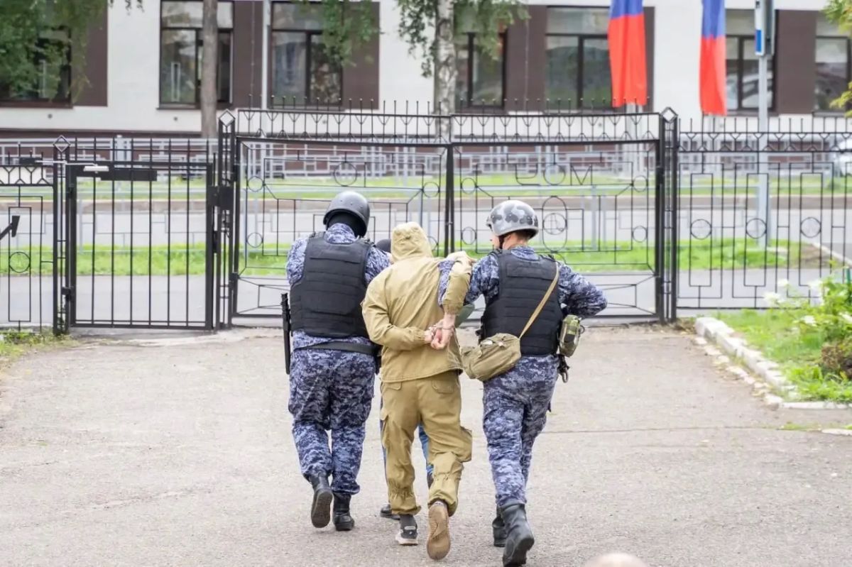 Илья Середюк: Провели учения по антитеррористической безопасности в детсадах, школах и колледжах Кузбасса Илья Середюк: Провели учения по антитеррористической безопасности в детсадах, школах и колледжах Кузбасса