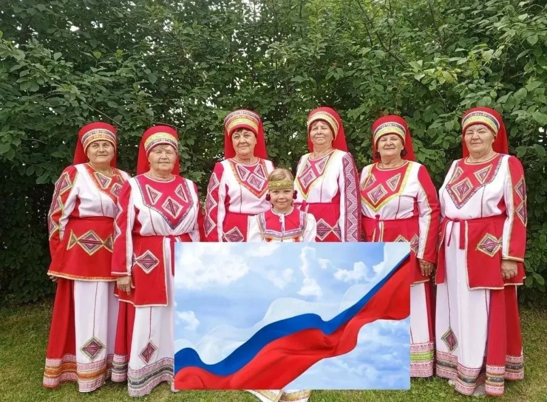Илья Середюк: Ко Дню Государственного флага приурочили большую культурную и просветительскую программу для нашей молодежи Илья Середюк: Ко Дню Государственного флага приурочили большую культурную и просветительскую программу для нашей молодежи
