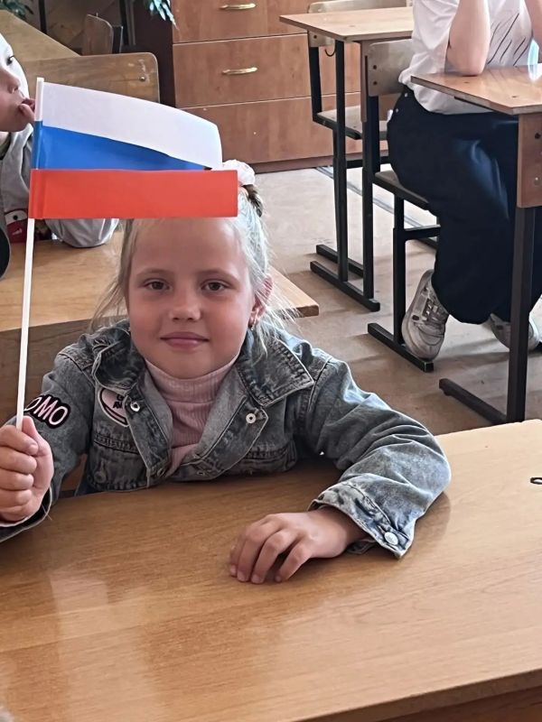 Сегодня День флага России! Сегодня День флага России!