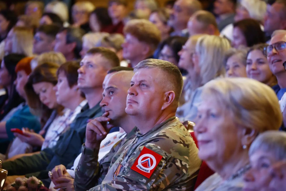 В преддверии нового учебного года в Кузбассе завершилась «Большая педагогическая неделя», приуроченная к 200-летию системы образования региона В преддверии нового учебного года в Кузбассе завершилась «Большая педагогическая неделя», приуроченная к 200-летию системы образования региона