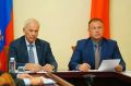 Илья Середюк: Доложил полномочному представителю Президента РФ в Сибири Анатолию Серышеву о промежуточных итогах уборки урожая