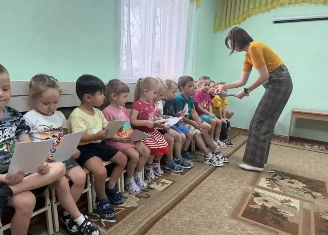 В Новокузнецке транспортные полицейские организовали профилактические мероприятия для будущих первоклассников В Новокузнецке транспортные полицейские организовали профилактические мероприятия для будущих первоклассников