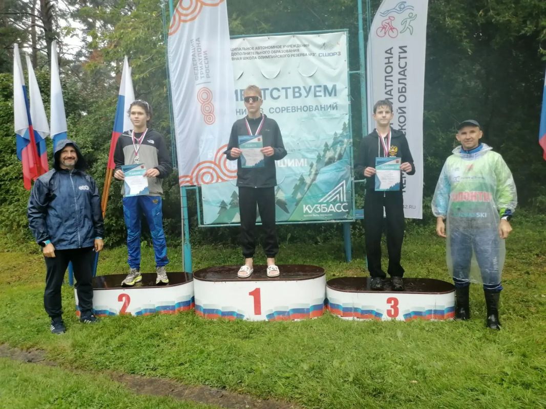 В Рудничном бору провели первенство Кузбасса по триатлону (дисциплина дуатлон-кросс) В Рудничном бору провели первенство Кузбасса по триатлону (дисциплина дуатлон-кросс)