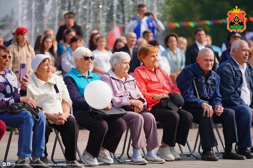В Прокопьевском округе открыли новый памятник Шахтеру в преддверии главного профессионального праздника региона В Прокопьевском округе открыли новый памятник Шахтеру в преддверии главного профессионального праздника региона