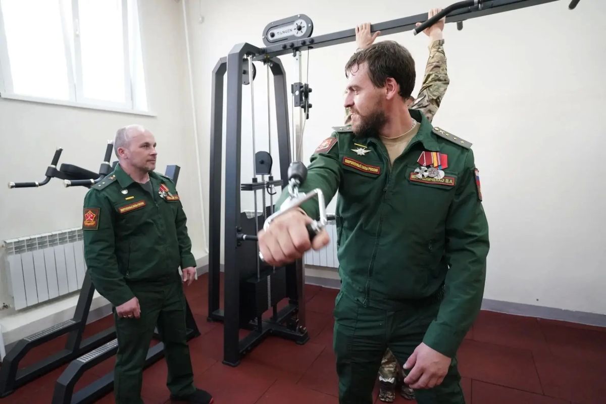 В кемеровском клубе по месту жительства «Восход» оборудовали три зала для тренировок В кемеровском клубе по месту жительства «Восход» оборудовали три зала для тренировок