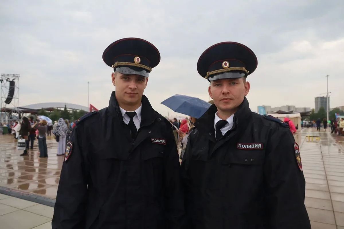 Кузбасские полицейские обеспечили безопасность во время празднования Дня шахтера Кузбасские полицейские обеспечили безопасность во время празднования Дня шахтера
