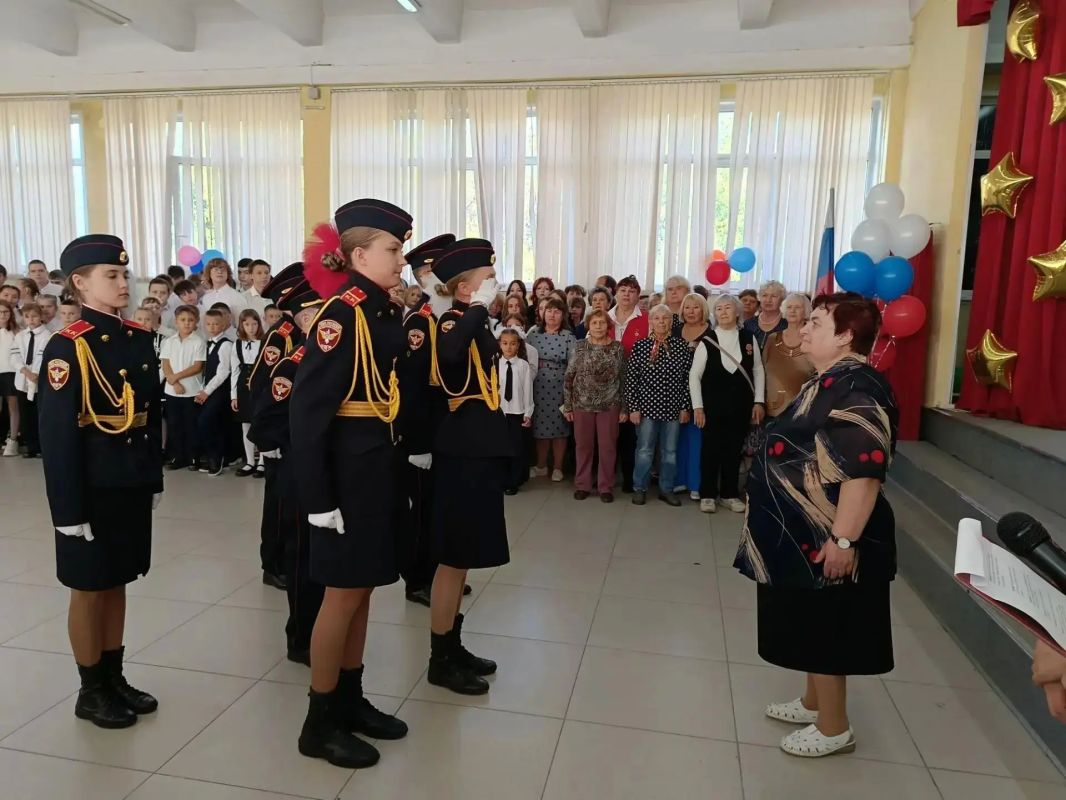 В День знаний в школе №74 Кировского района распахнул двери обновлённый музей В День знаний в школе №74 Кировского района распахнул двери обновлённый музей