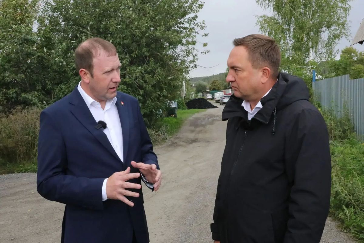 Дмитрий Анисимов: На прямом эфире губернатора Кузбасса Ильи Владимировича Середюка прозвучал вопрос от жительницы улицы Есенина в деревне Красной в Рудничном районе по поводу отсыпки дороги Дмитрий Анисимов: На прямом эфире губернатора Кузбасса Ильи Владимировича Середюка прозвучал вопрос от жительницы улицы Есенина в деревне Красной в Рудничном районе по поводу отсыпки дороги