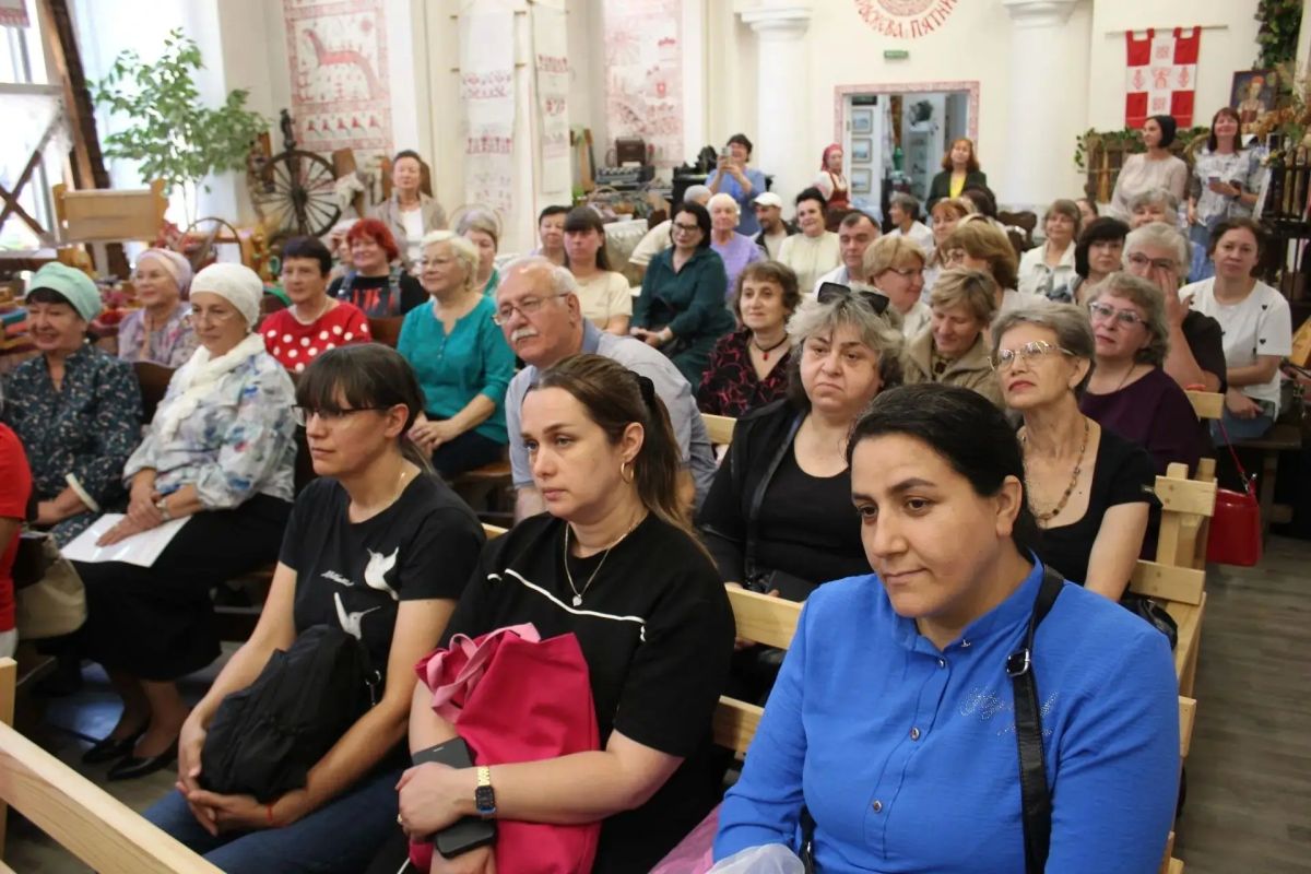Стихи и песни о самом главном Стихи и песни о самом главном