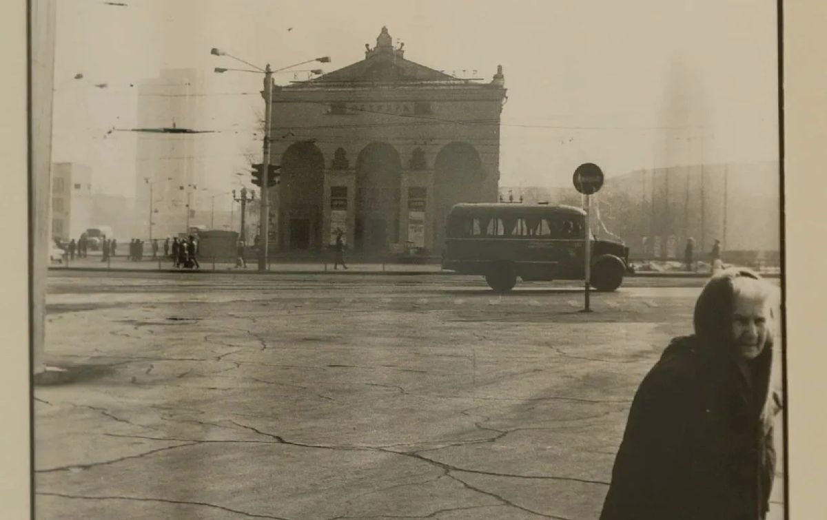 «Ч.Б.» - такое лаконичное название получила новая фотовыставка в новокузнецком Доме творческих союзов «Ч.Б.» - такое лаконичное название получила новая фотовыставка в новокузнецком Доме творческих союзов