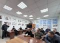 В учебно-производственном центре АО «Разрез Шестаки» состоялся комплексный экзамен по категории АIII (управление самоходными машинами)