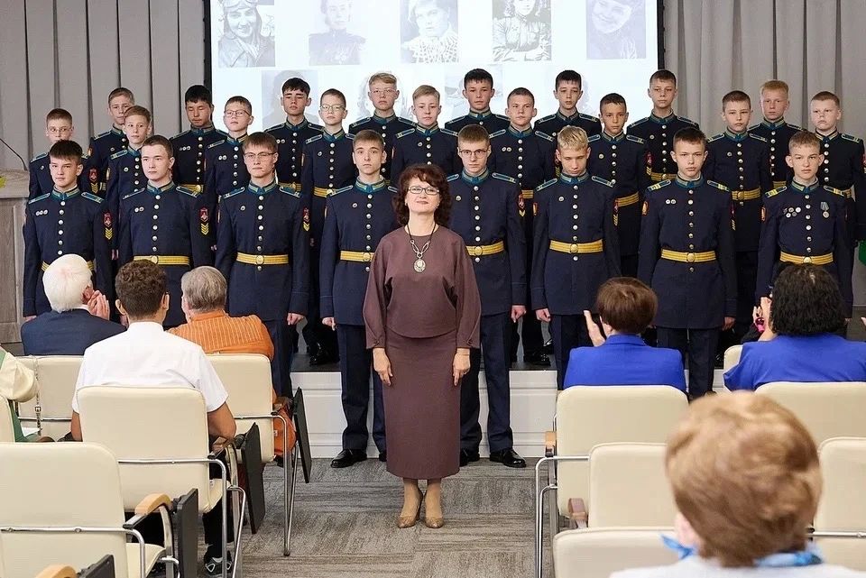 В Кузбассе прошло торжественное мероприятие, приуроченное к 85-летию создания Антифашистского комитета советских женщин, правопреемником которого является Союз женщин России В Кузбассе прошло торжественное мероприятие, приуроченное к 85-летию создания Антифашистского комитета советских женщин, правопреемником которого является Союз женщин России