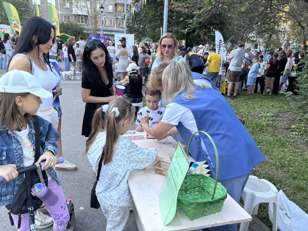 Фестиваль «Вместе ярче» в Центральном районе Фестиваль «Вместе ярче» в Центральном районе