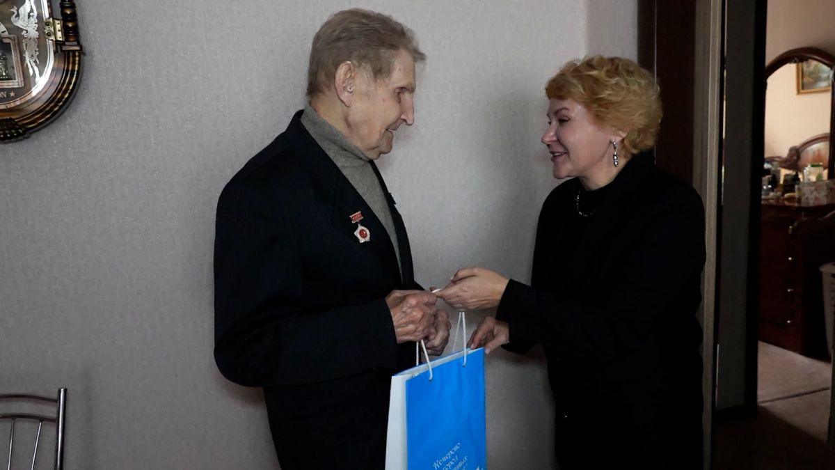 Сегодня 95-летие отметил кемеровчанин Александр Горшков, труженик тыла, ветеран труда Сегодня 95-летие отметил кемеровчанин Александр Горшков, труженик тыла, ветеран труда