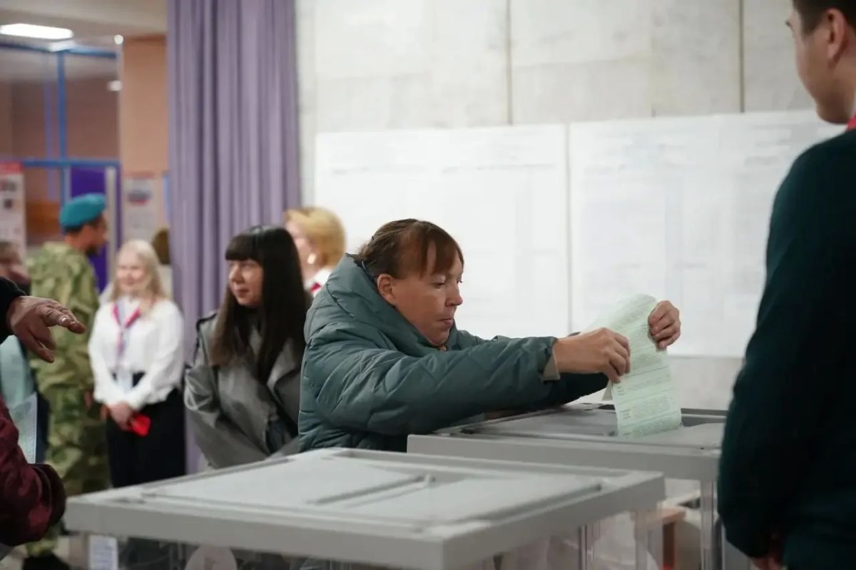 В Кемерове открылись избирательные участки В Кемерове открылись избирательные участки