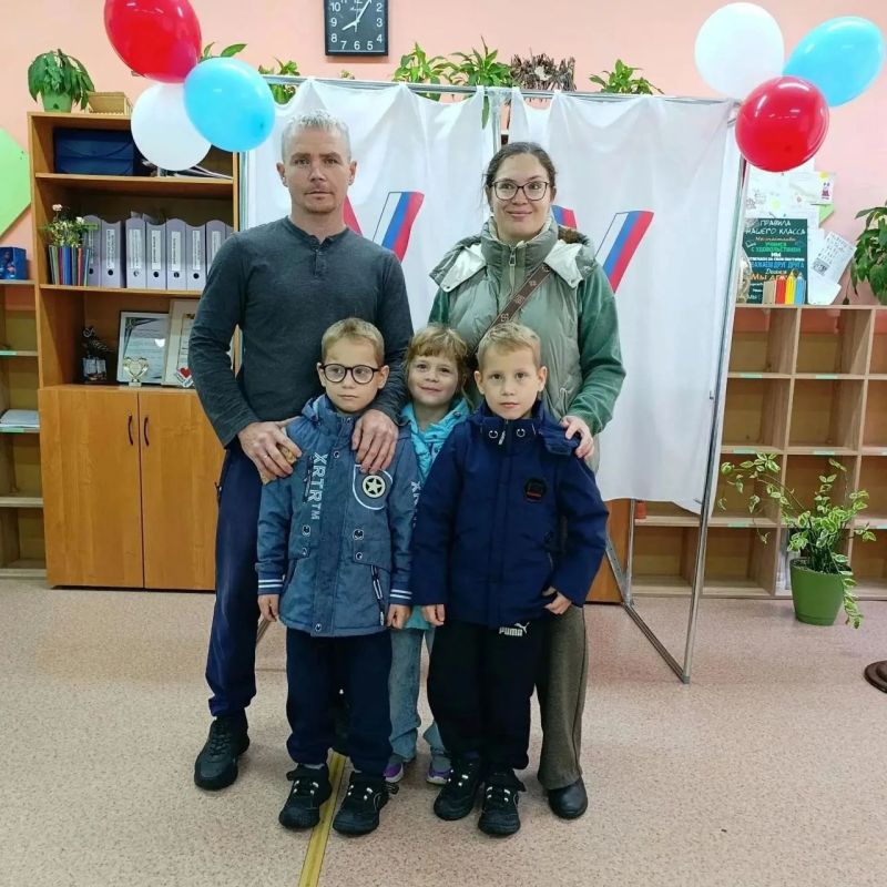 В Кузбассе укрепилась традиция посещать выборы семьями