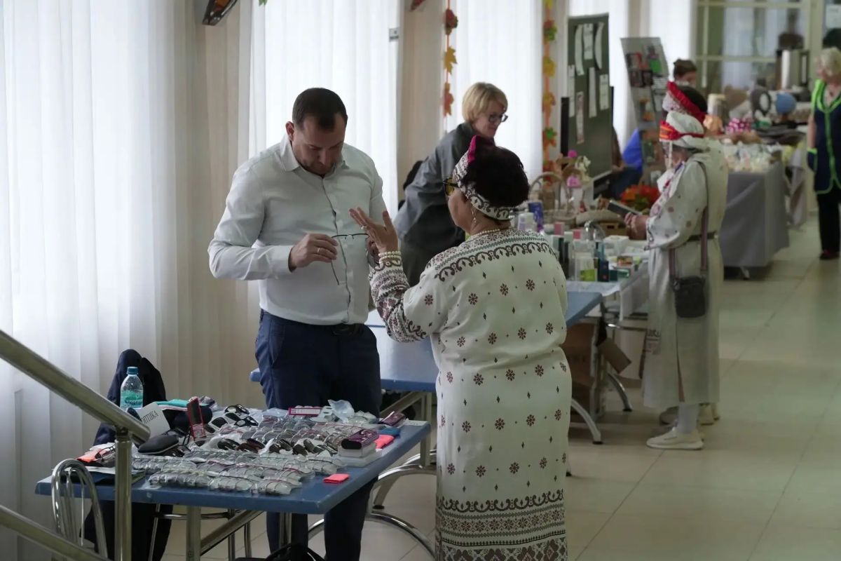 Атмосфера праздника и заботы о здоровье: как проходят выборы в жилом районе Лесная Поляна Атмосфера праздника и заботы о здоровье: как проходят выборы в жилом районе Лесная Поляна