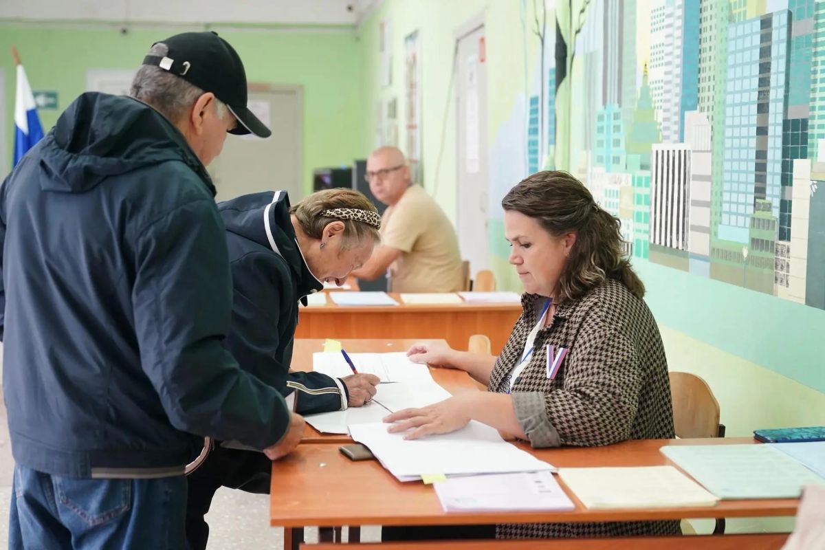 Голосует многонациональный Кемерово Голосует многонациональный Кемерово