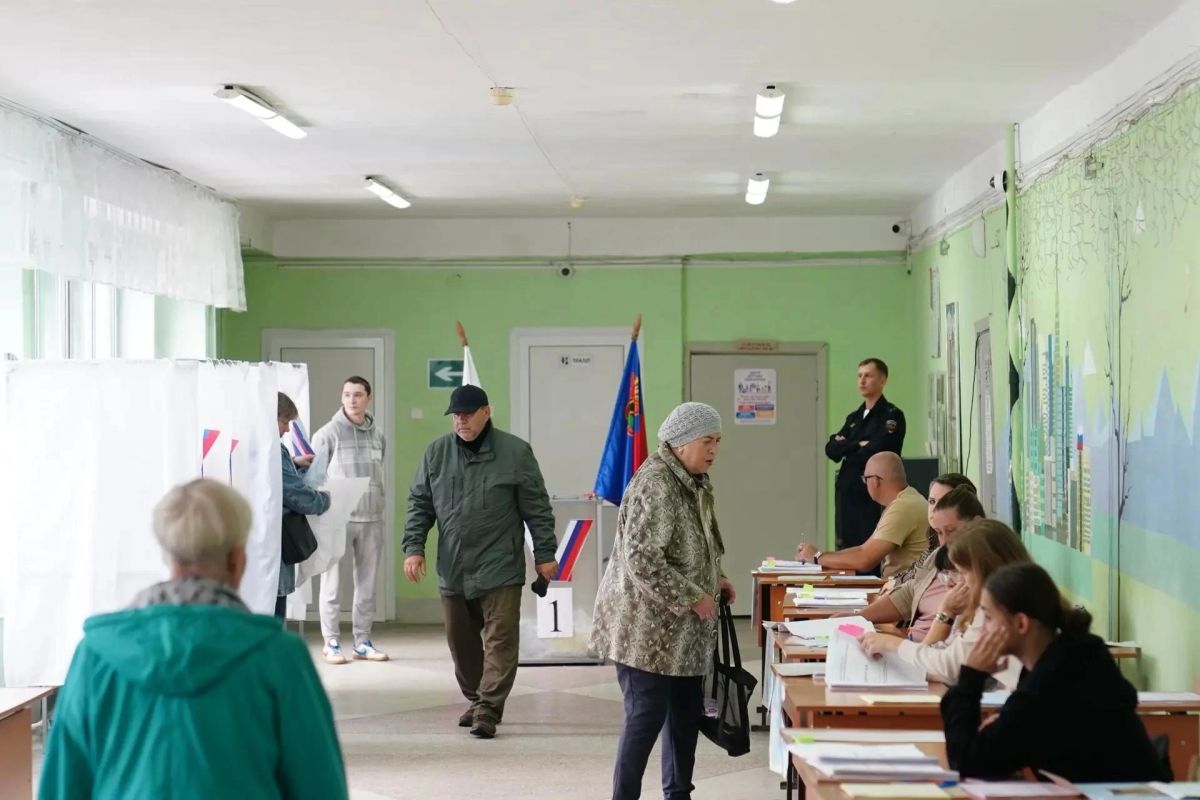 Голосует многонациональный Кемерово Голосует многонациональный Кемерово