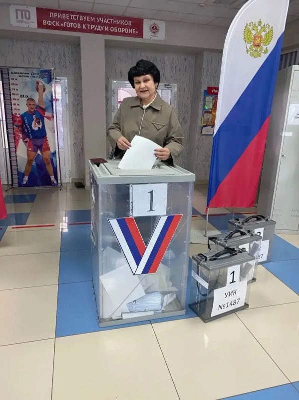 Кузбасс выбирает!. В регионе стартовал второй день выборов депутатов в Государственную думу Федерального собрания РФ IX созыва Кузбасс выбирает!. В регионе стартовал второй день выборов депутатов в Государственную думу Федерального собрания РФ IX созыва