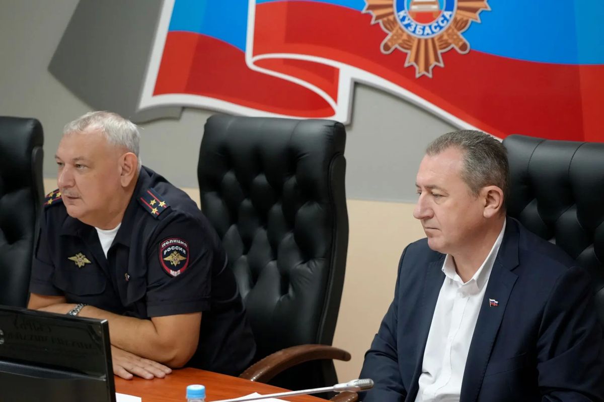 В Госавтоинспекции Кузбасса журналистам рассказали о безопасности детей на дорогах