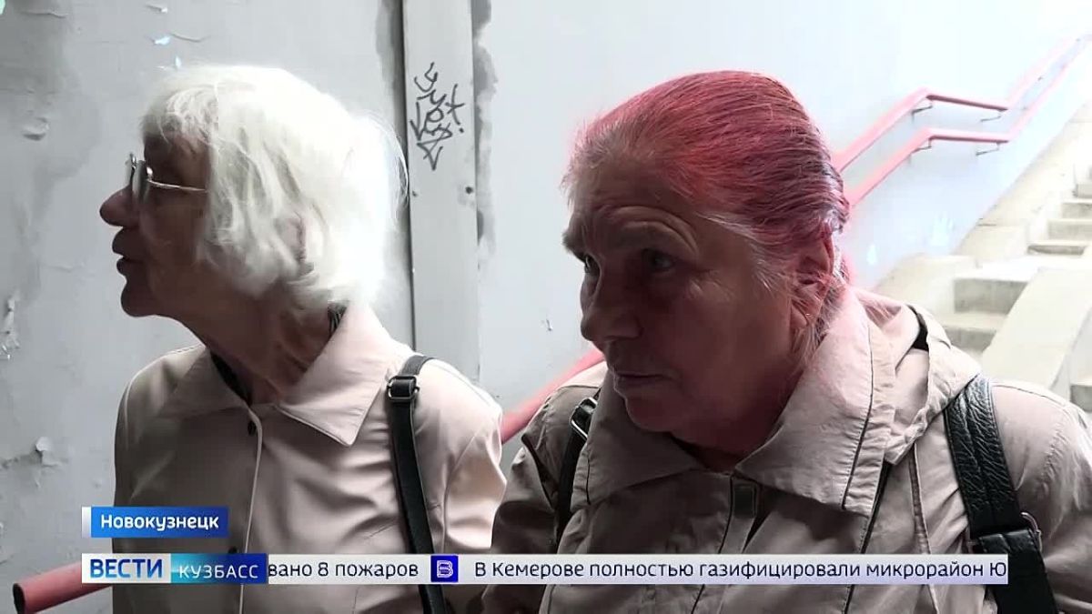 #продолжениеистории. Боятся теперь ходить даже днем по подземному переходу на проспекте Металлургов в Новокузнецке горожане "Вестям" пообещали сделать освещение еще в начале сентября