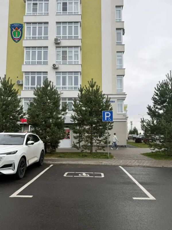 В Кемерове после обращения участника СВО на личный прием к прокурору области оборудованы парковочные места для инвалидов В Кемерове после обращения участника СВО на личный прием к прокурору области оборудованы парковочные места для инвалидов