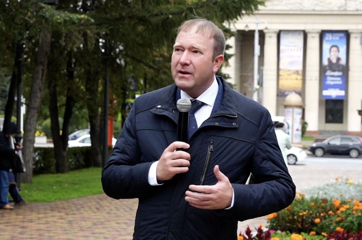 Дмитрий Анисимов: Побывал на «Арбате на Весенней" Дмитрий Анисимов: Побывал на «Арбате на Весенней"