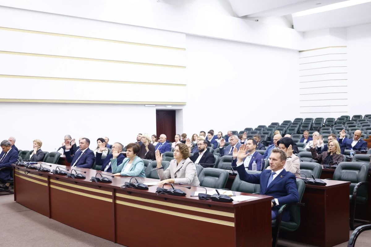 На сороковом заседании Парламента Кузбасса депутаты во втором чтении рассмотрели законопроект, которым вносятся изменения в региональный закон «О государственной поддержке инвестиционной, инновационной и производственной... На сороковом заседании Парламента Кузбасса депутаты во втором чтении рассмотрели законопроект, которым вносятся изменения в региональный закон «О государственной поддержке инвестиционной, инновационной и производственной...