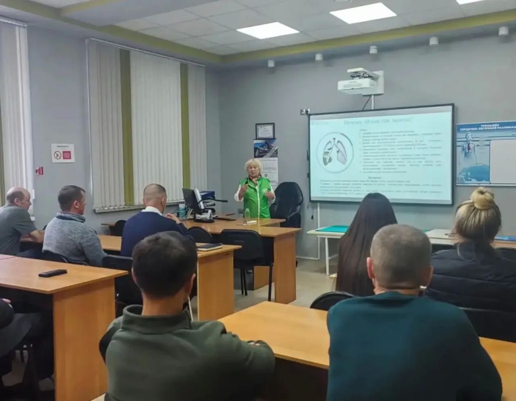 Наши «агенты здоровья» посещают разные организации и предприятия! Их цель — научить сохранять самое важное Наши «агенты здоровья» посещают разные организации и предприятия! Их цель — научить сохранять самое важное