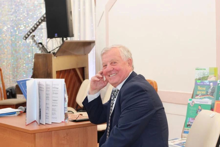 Илья Середюк: Сегодня, в День пожилого человека, хочу поблагодарить всех, кто своим трудом, заботой о людях и отношением к жизни служит ориентиром для молодого поколения Илья Середюк: Сегодня, в День пожилого человека, хочу поблагодарить всех, кто своим трудом, заботой о людях и отношением к жизни служит ориентиром для молодого поколения